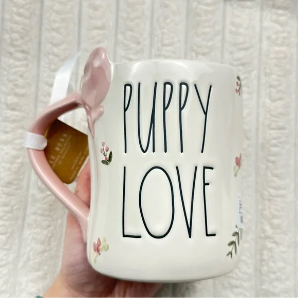 Rae Dunn Disney Lady and The Tramp Mug - Picture 3 of 10